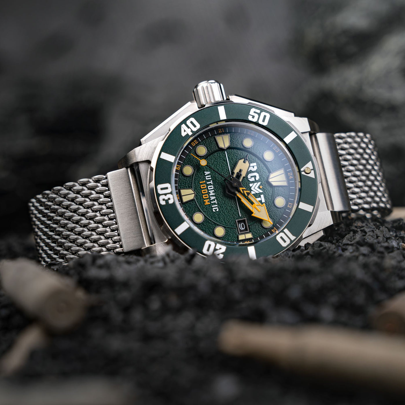 MILITARY GREEN