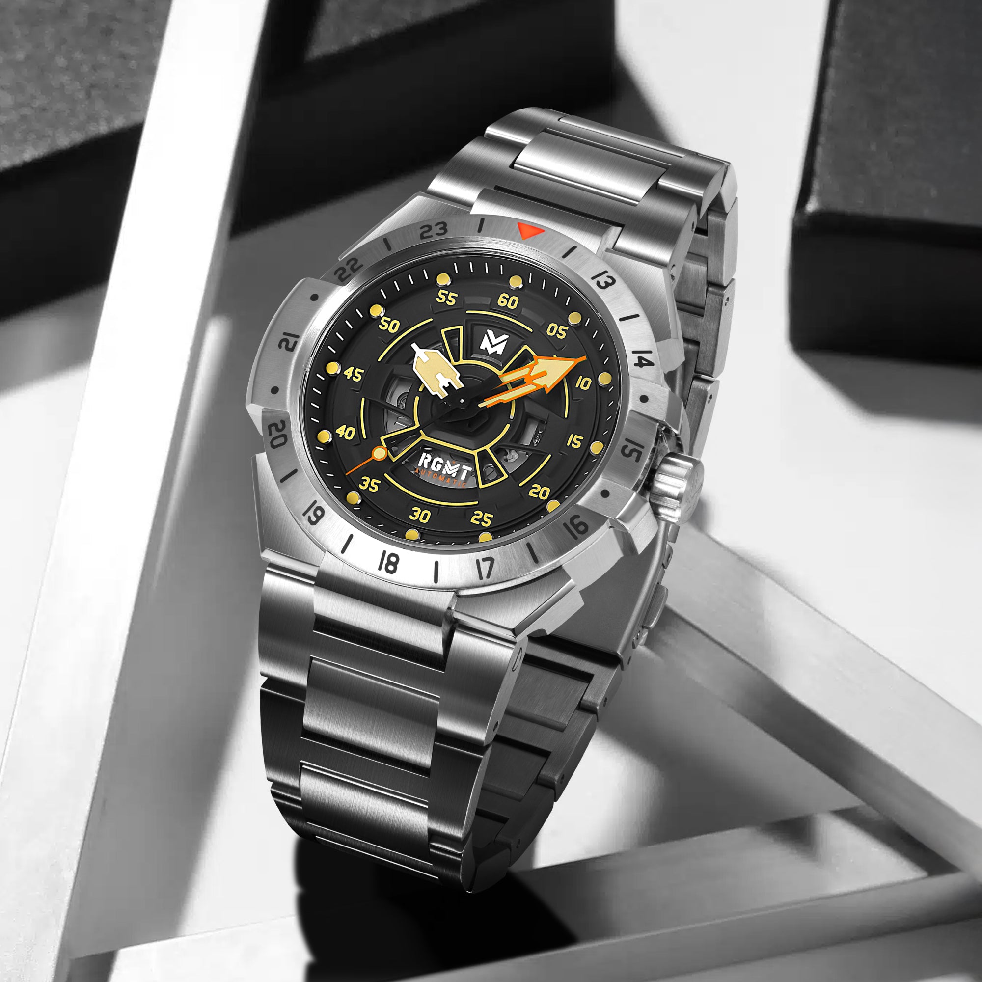 Comsat Black