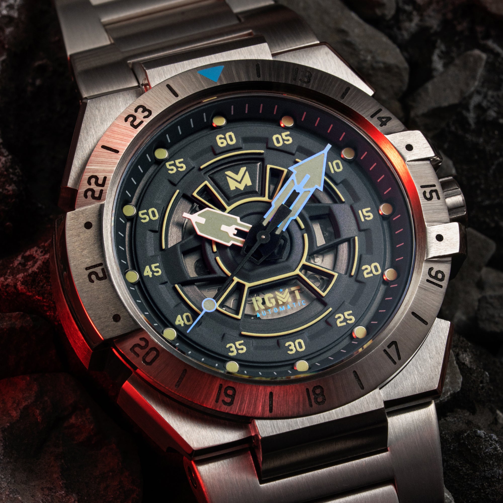 Recon Grey