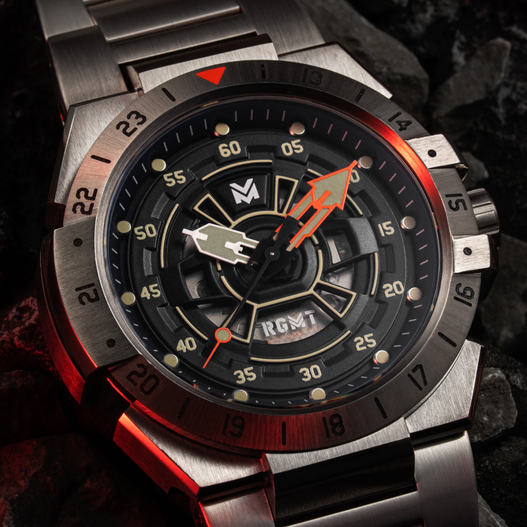 Comsat Black